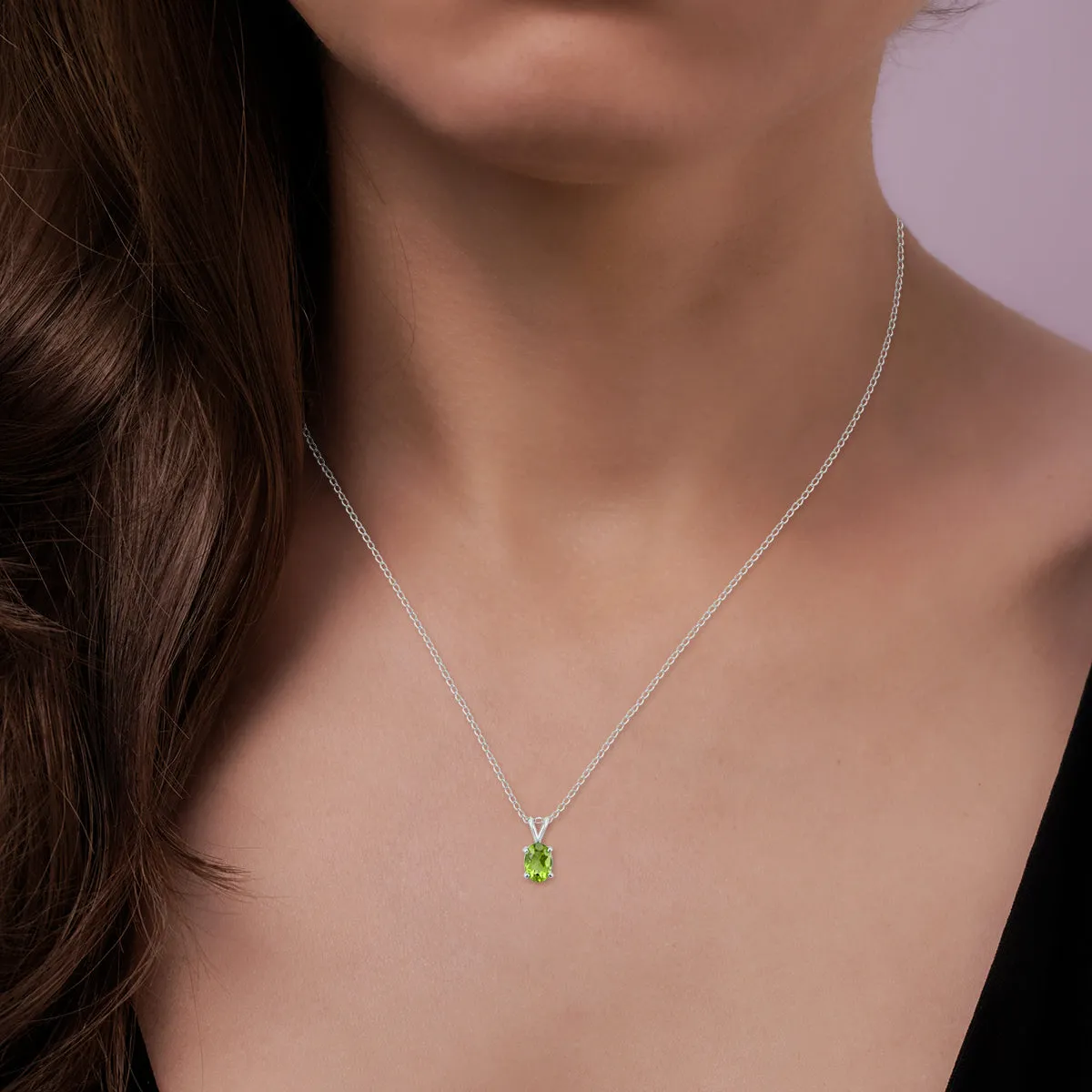 14K White Gold 6X4Mm Oval Peridot Pendant