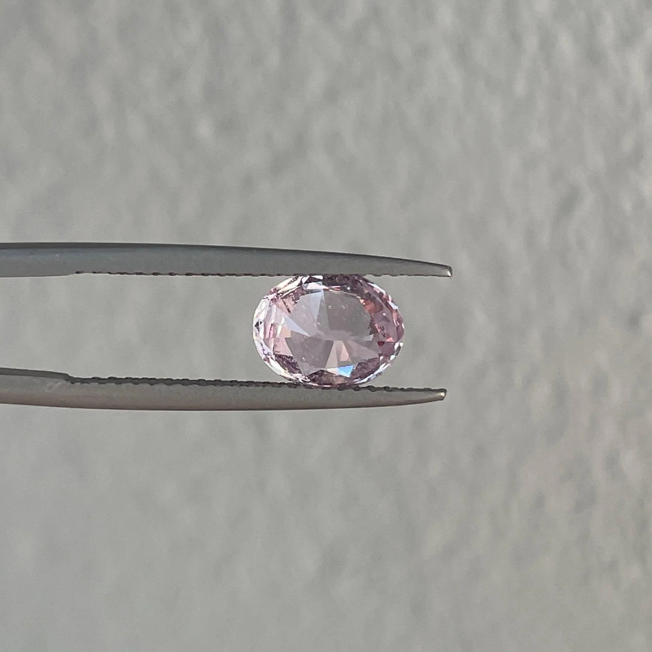 1.70 Cts. Oval Natural Pink Sapphire, Sapphire Engagement, Pink Gemstone, Ceylon Pink Sapphire Loose stone, Faceted stone, Sapphire Cut