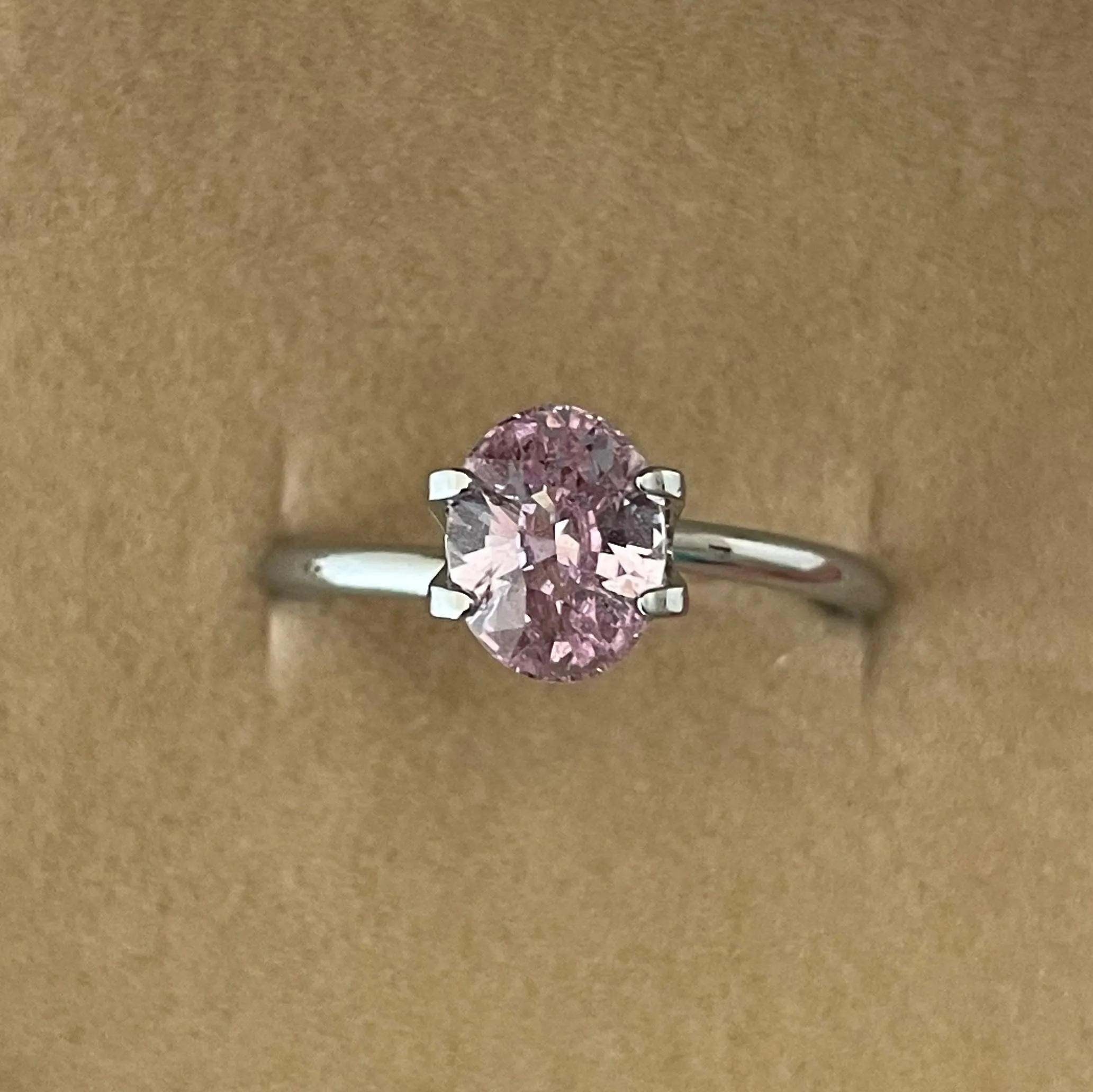 1.70 Cts. Oval Natural Pink Sapphire, Sapphire Engagement, Pink Gemstone, Ceylon Pink Sapphire Loose stone, Faceted stone, Sapphire Cut