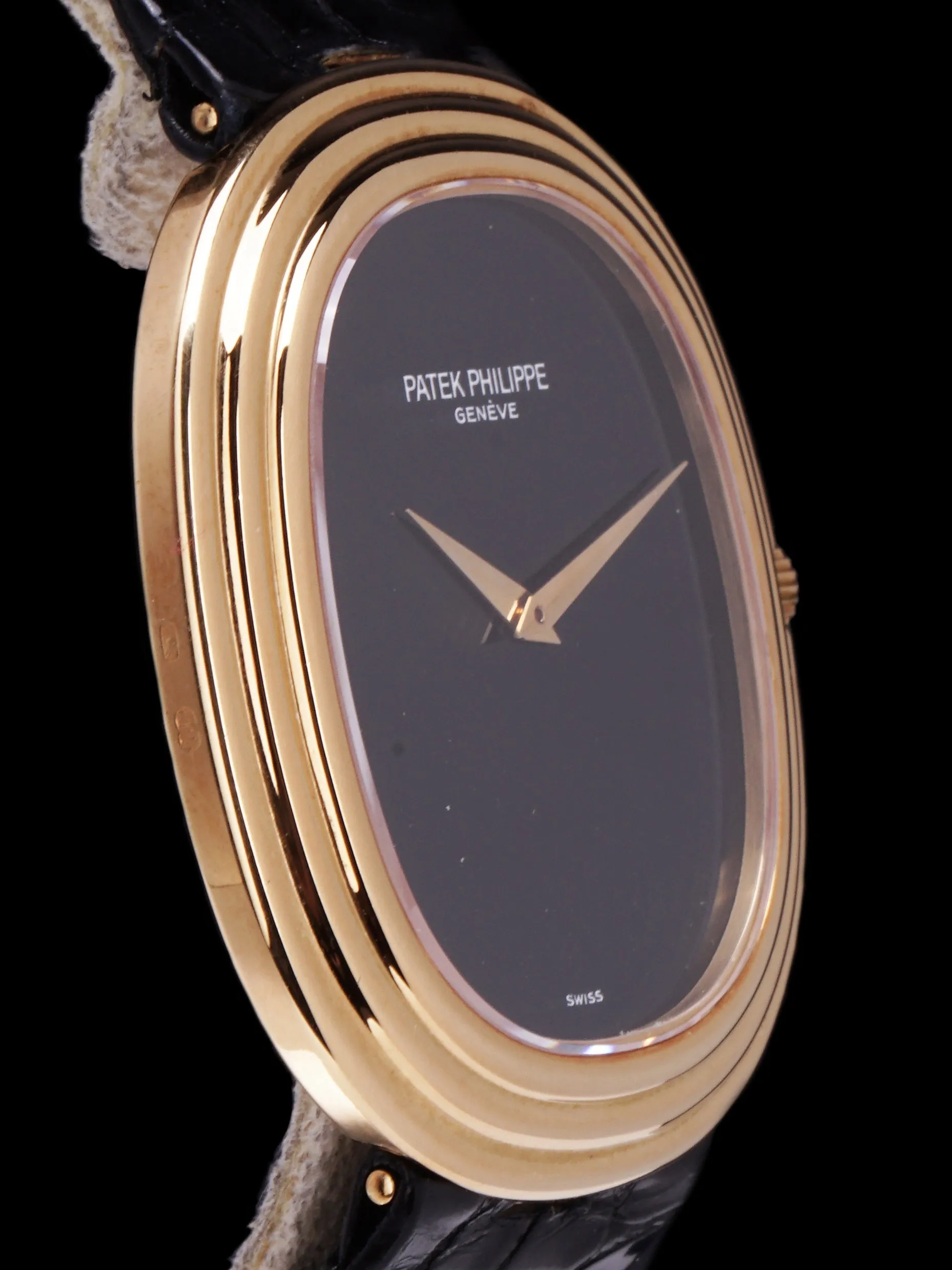 1977 Patek Philippe Ellipse (Ref. 3634J) 18K YG Onyx Dial With Box and Archive