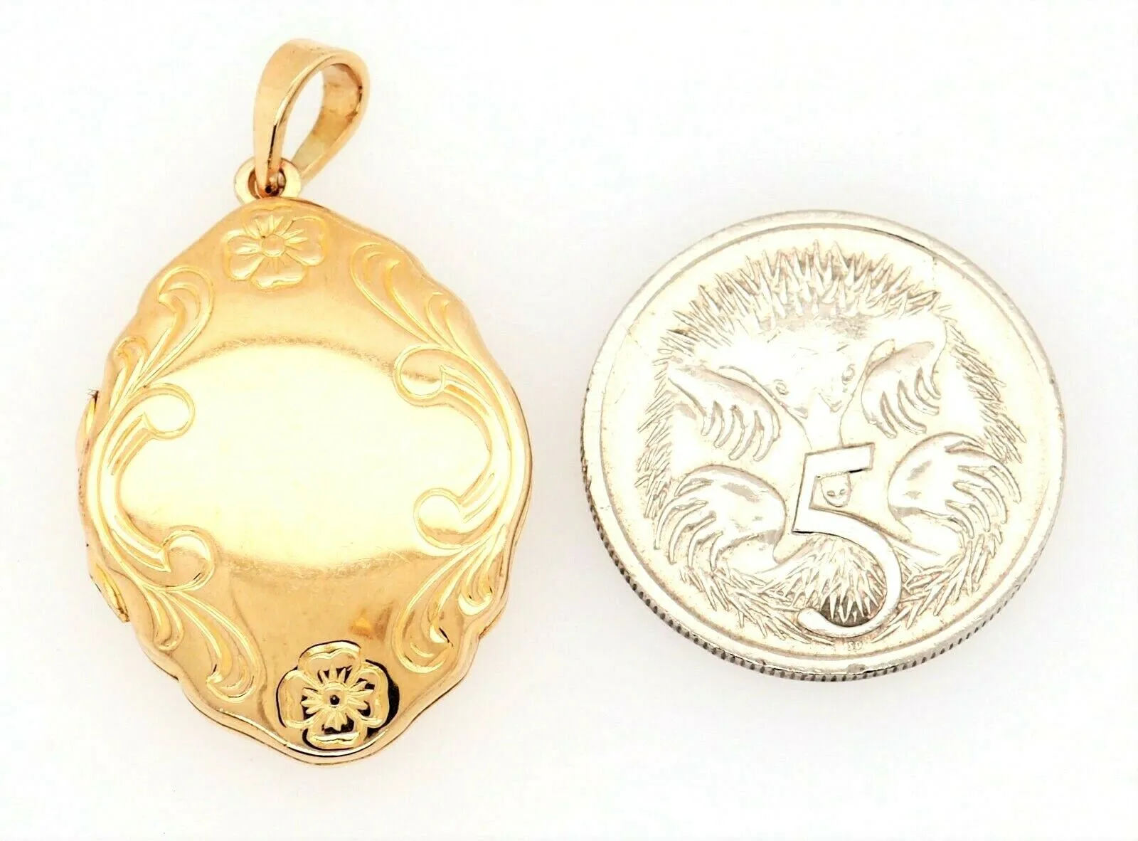 9ct Yellow Gold Hinged Opening Photo Pocket Engraved Pendant