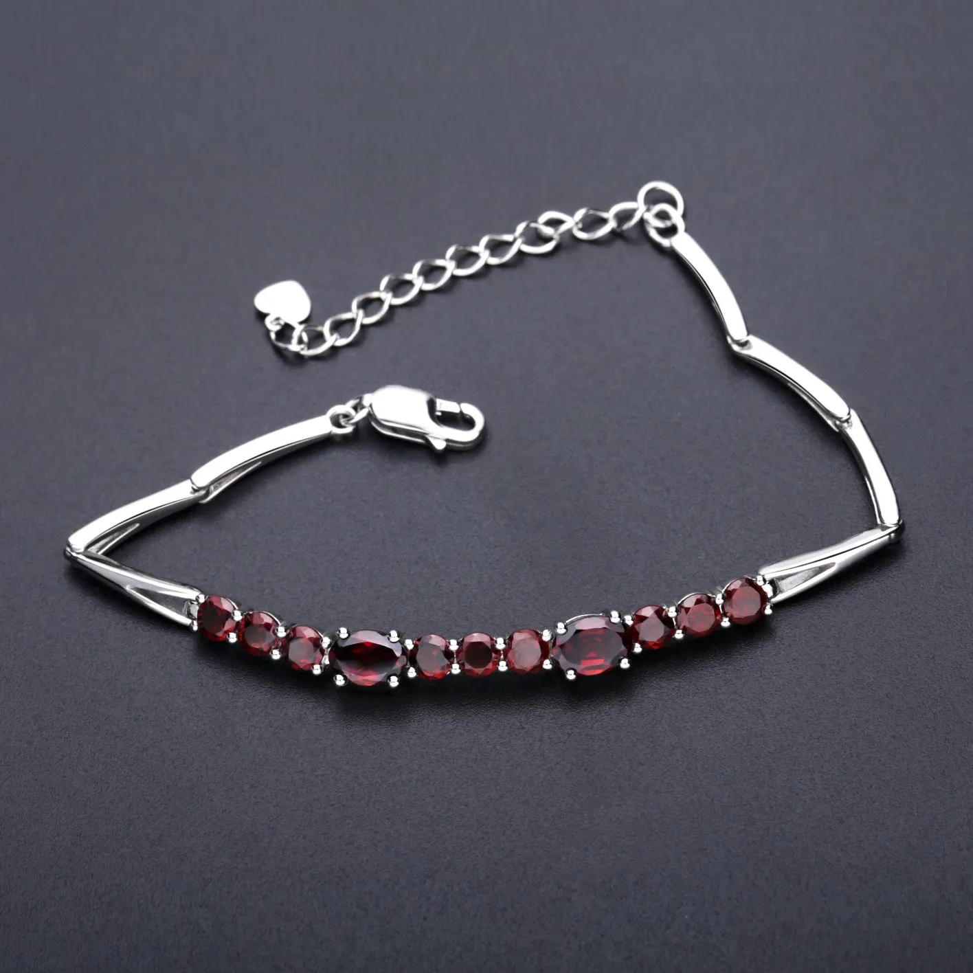 A Row of Natural Garnet Beading Silver Bracelet