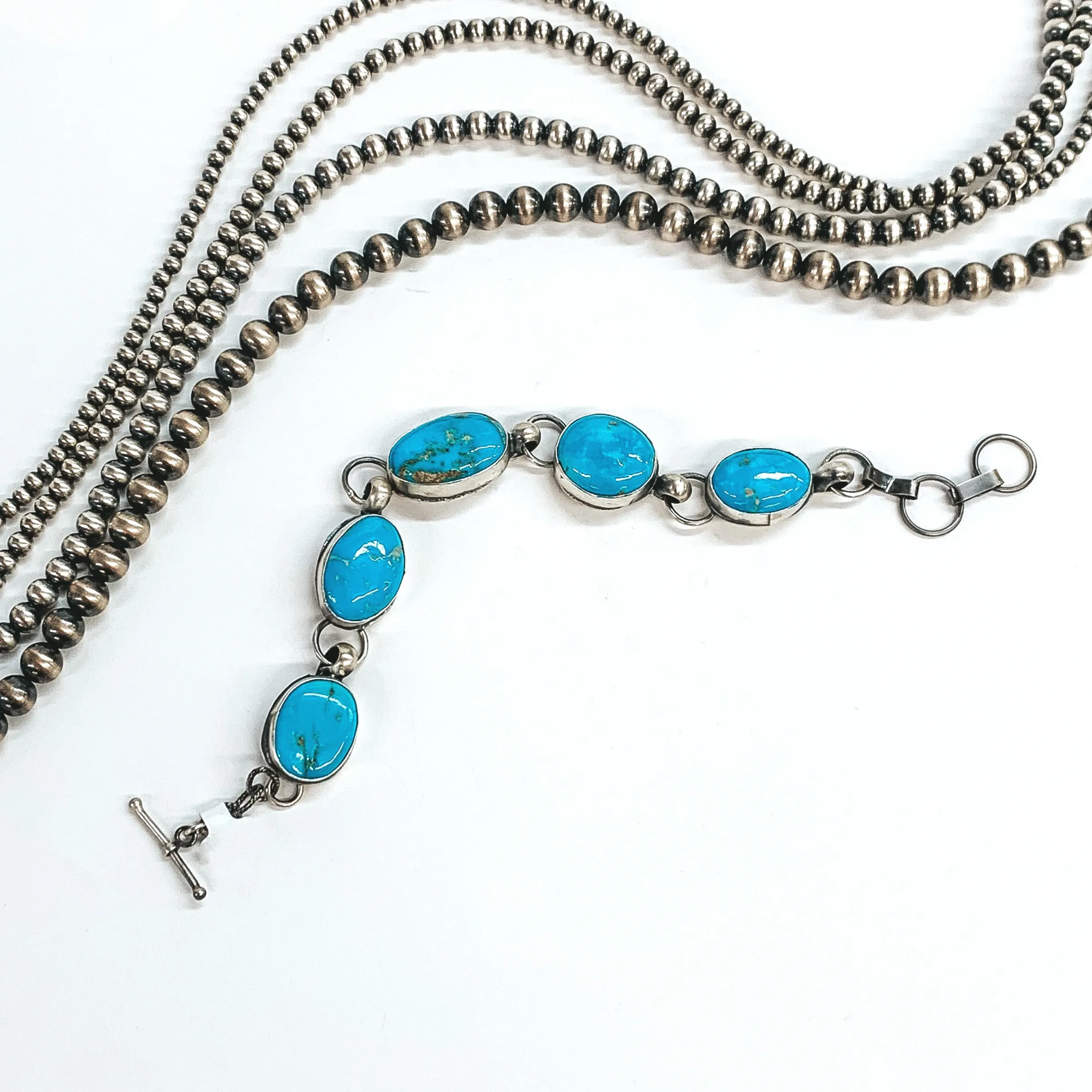 Boyd Ashley | Navajo Handmade Sterling Silver Chain Link Bracelet with Kingman Turquoise Stones