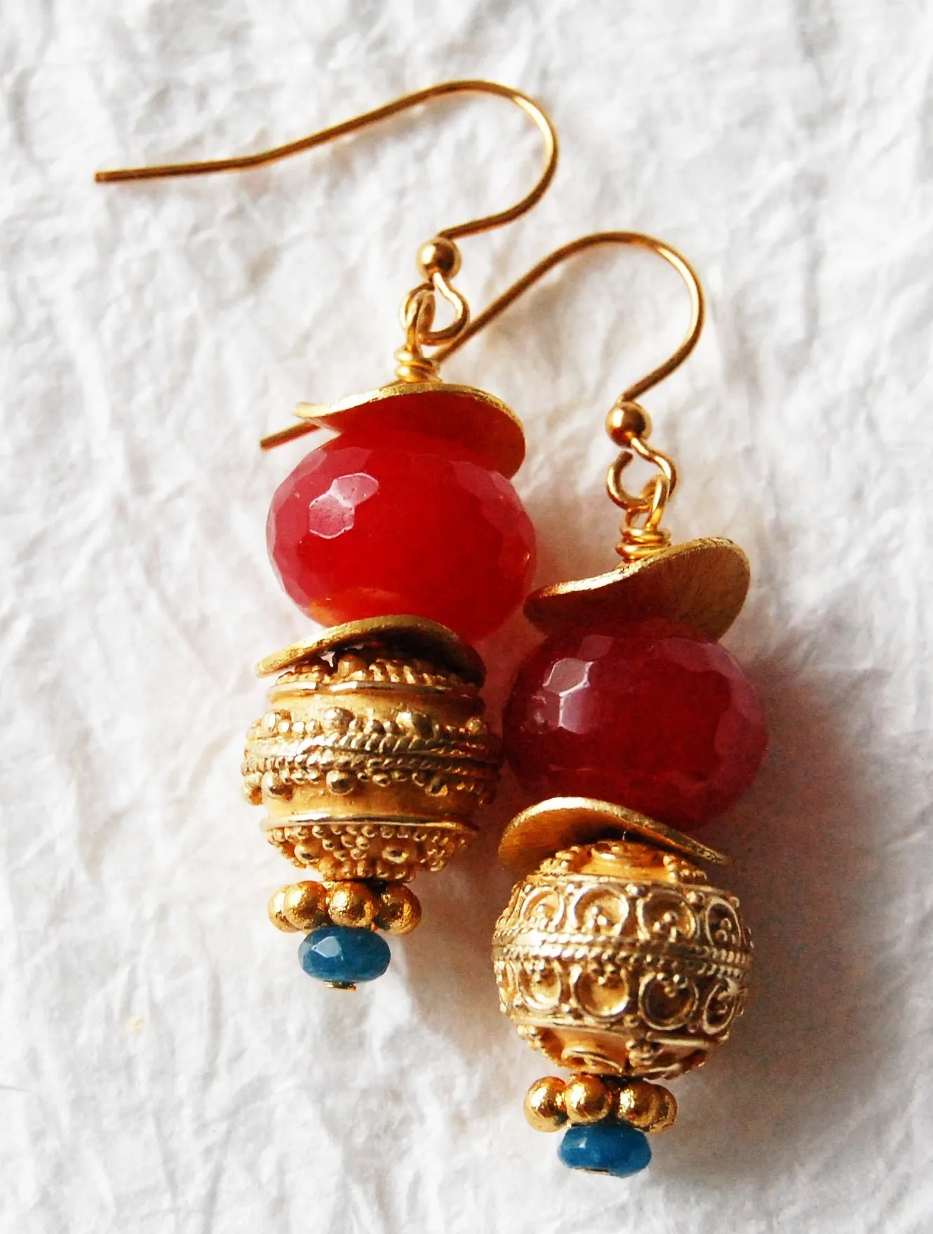 Dyed Jade Fuchsia Rondelle Gold Plated Greek Inspired Drop Earrings Kyra Earrings E041712