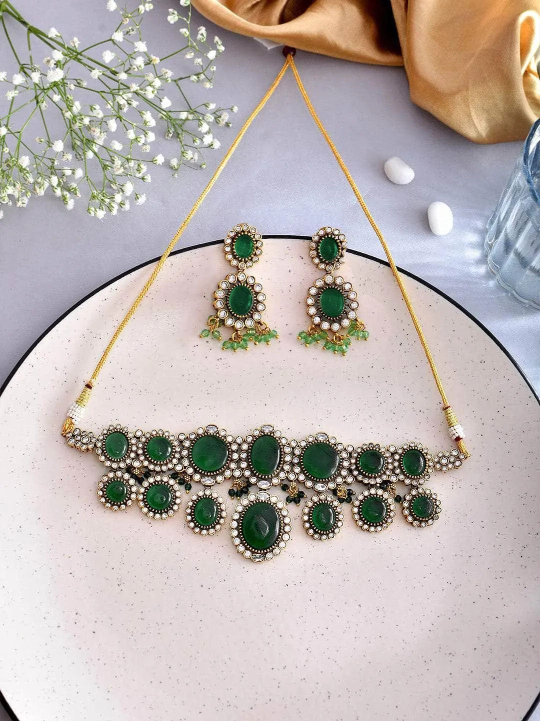 Emerald Green Kundan Pearl Necklace Set