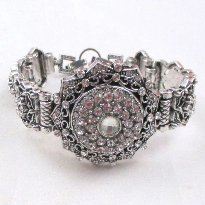 Exquisite Woman's Fashion Clear Crystal & Rhinestone Bracelet