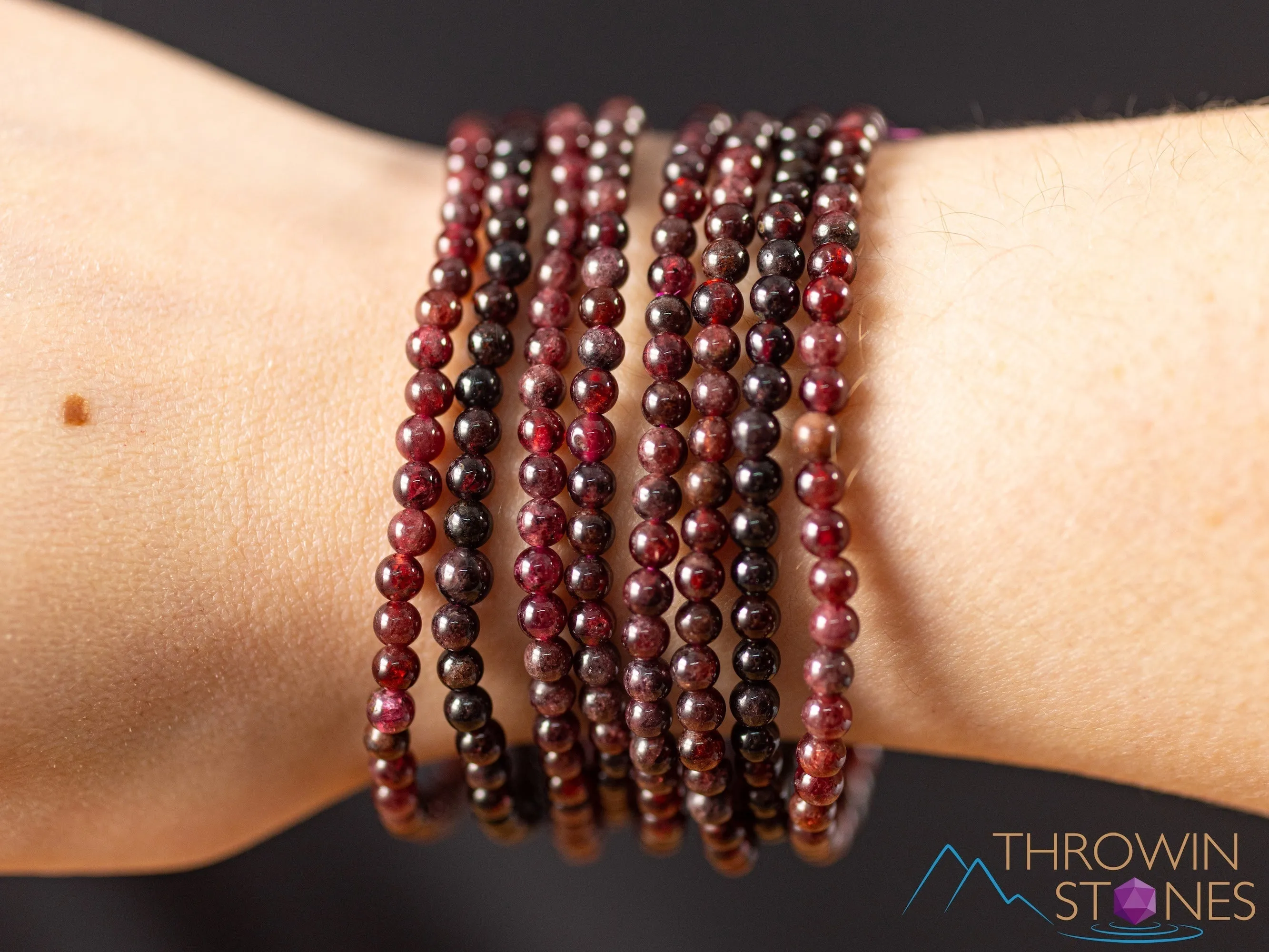 GARNET Crystal Bracelet - Round Beads - Beaded Bracelet, Birthstone Bracelet, Handmade Jewelry, Healing Crystal Bracelet, E0597