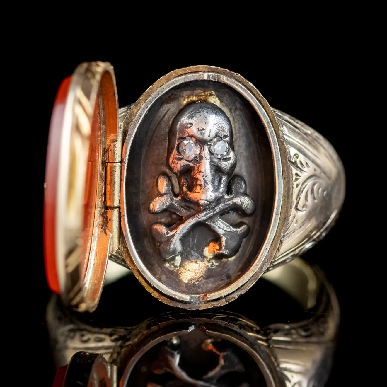 Georgian Style Memento Mori Carnelian Diamond Skull Locket Ring 18ct Gold