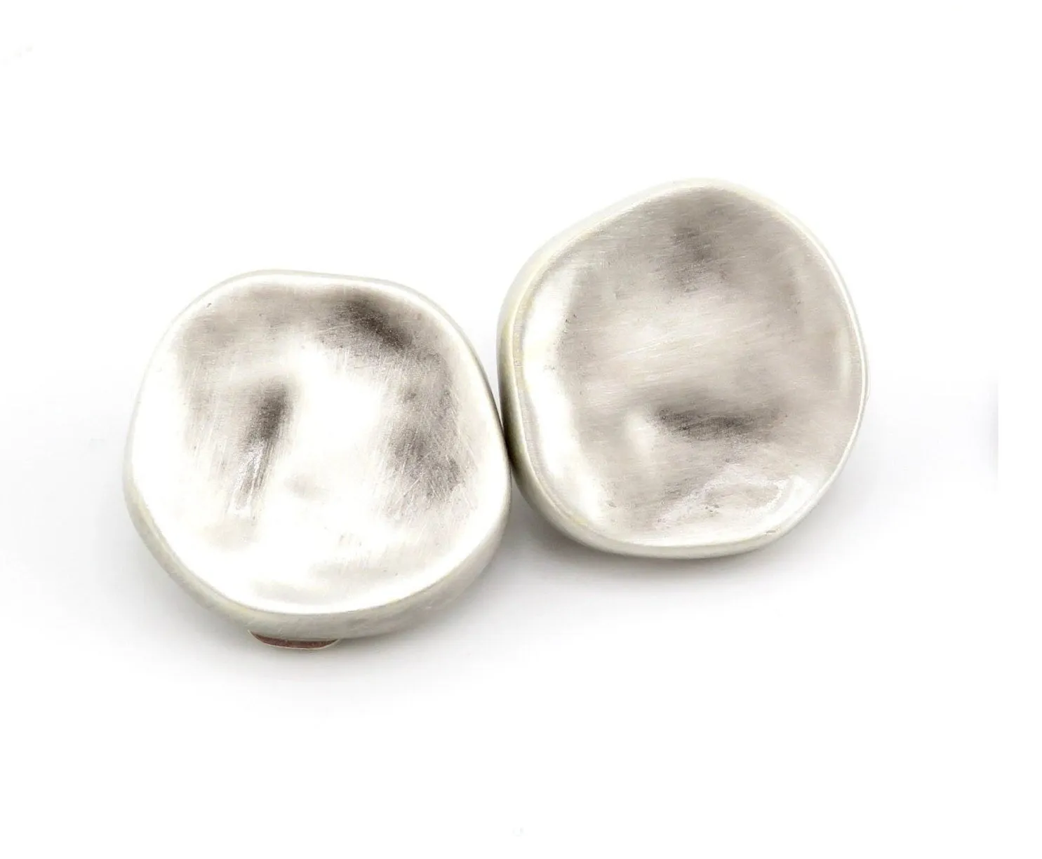 Hammered Round Clip On Earrings - Silver