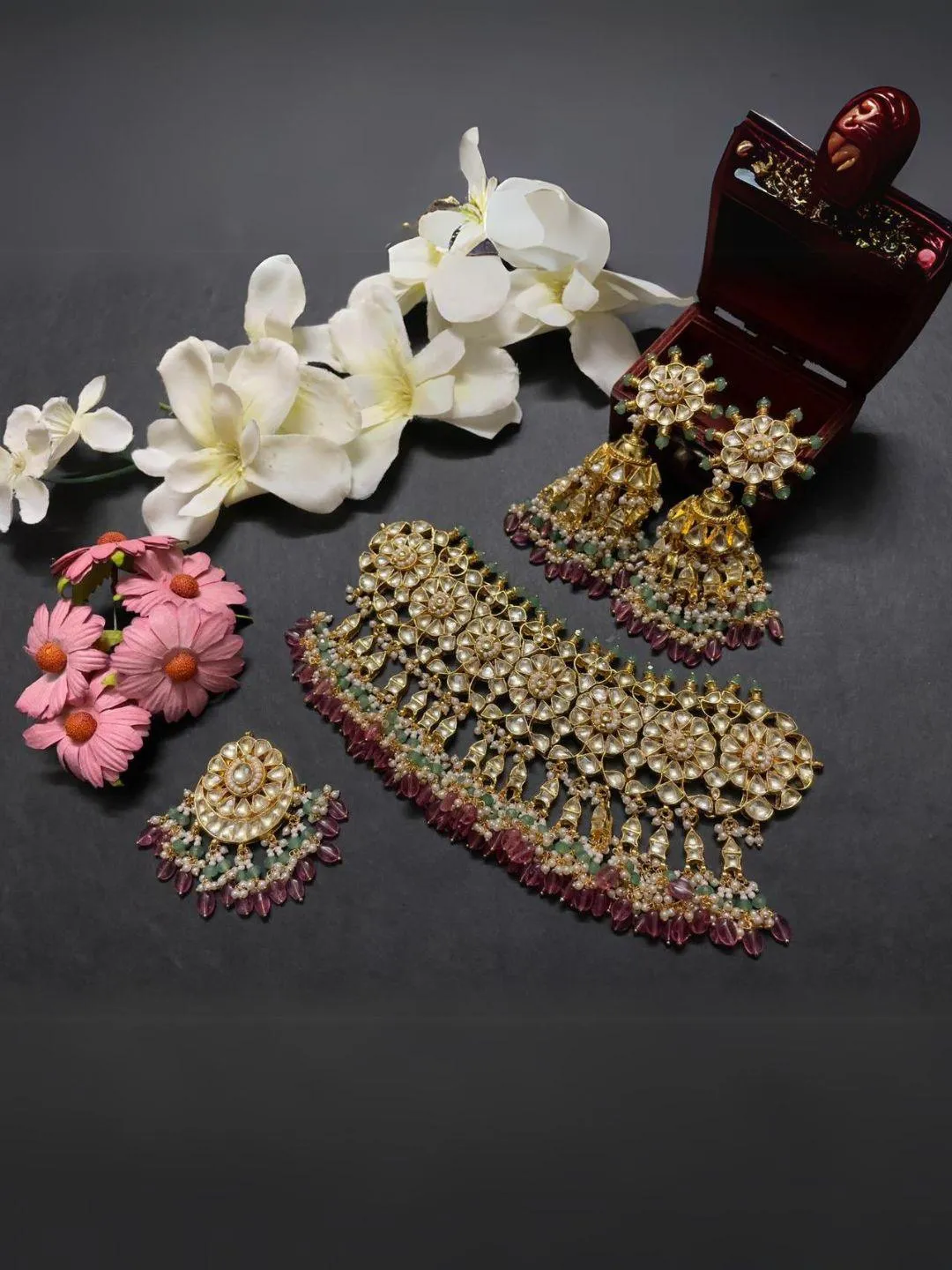 Ishhaara Bride In Flower Kundan Bridal Choker Necklace Set