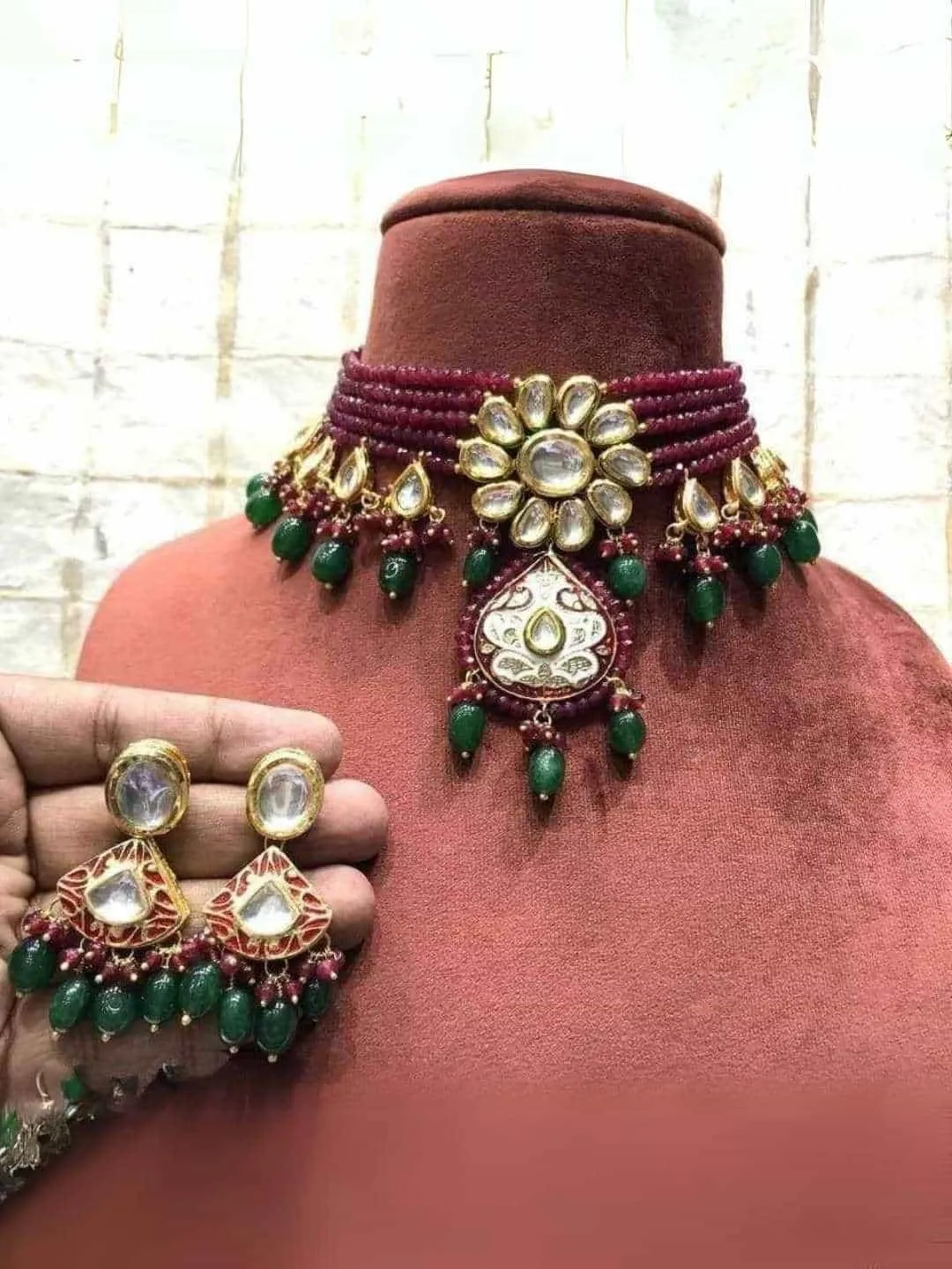 Kundan Patch Choker With Handpainted Pendant