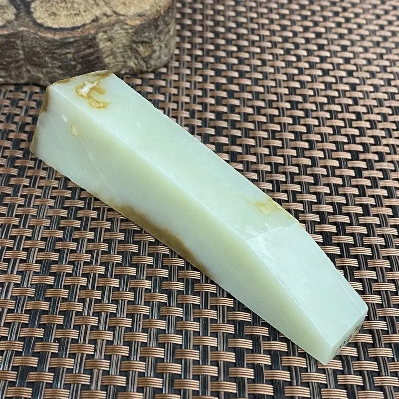 Natural Hetian Jade Rough Nephrite Raw (113g,10.4X3.3X1.5cm)