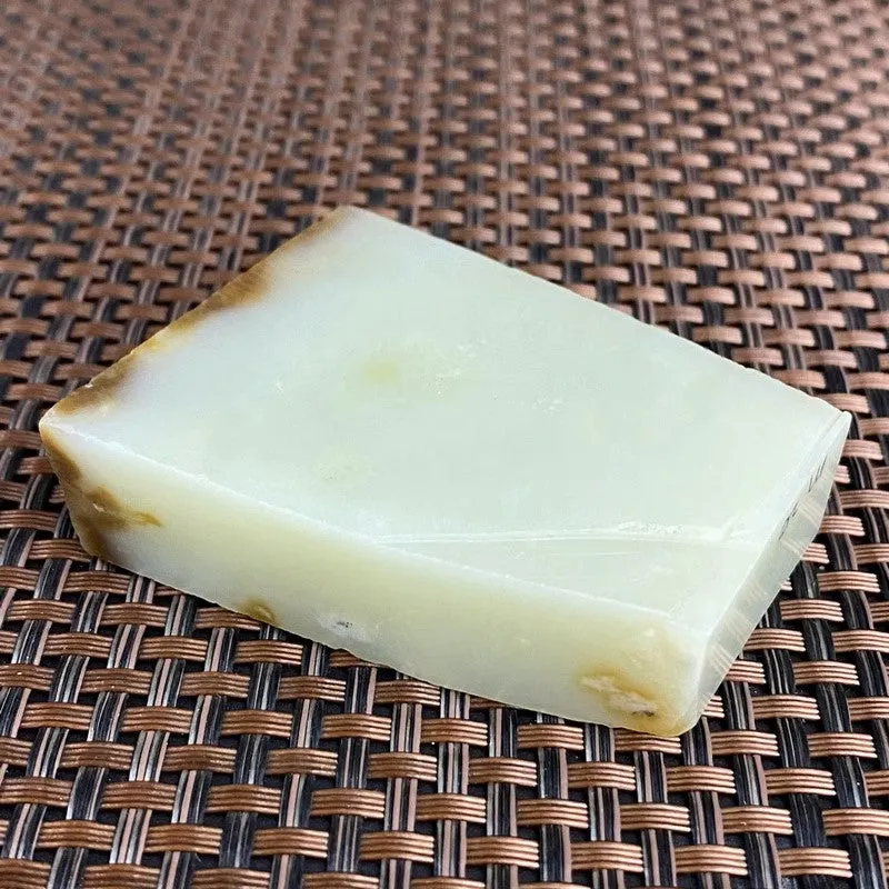 Natural Hetian Jade Rough Nephrite Raw (116g,5.9X4.7X1.6cm)