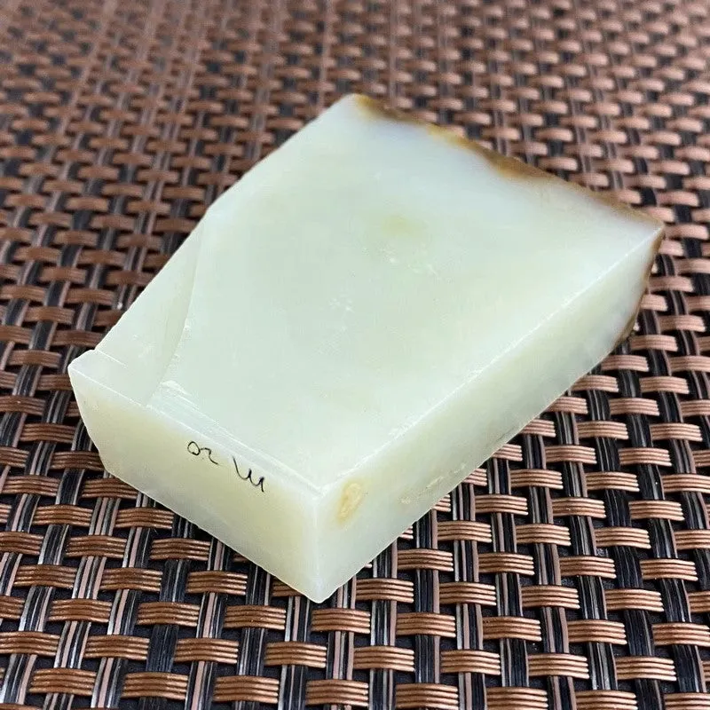 Natural Hetian Jade Rough Nephrite Raw (116g,5.9X4.7X1.6cm)