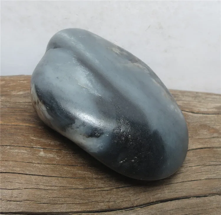 Natural Hetian Jade Rough Nephrite Raw (119g, 71X50X23mm)