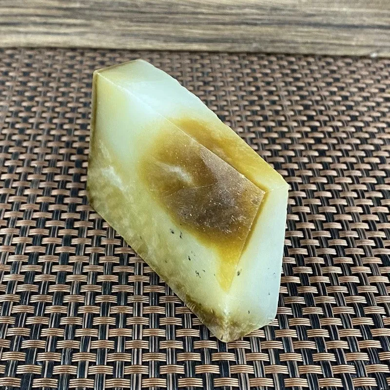 Natural Hetian Jade Rough Nephrite Raw (160g,7.3X4.8X1.8cm)