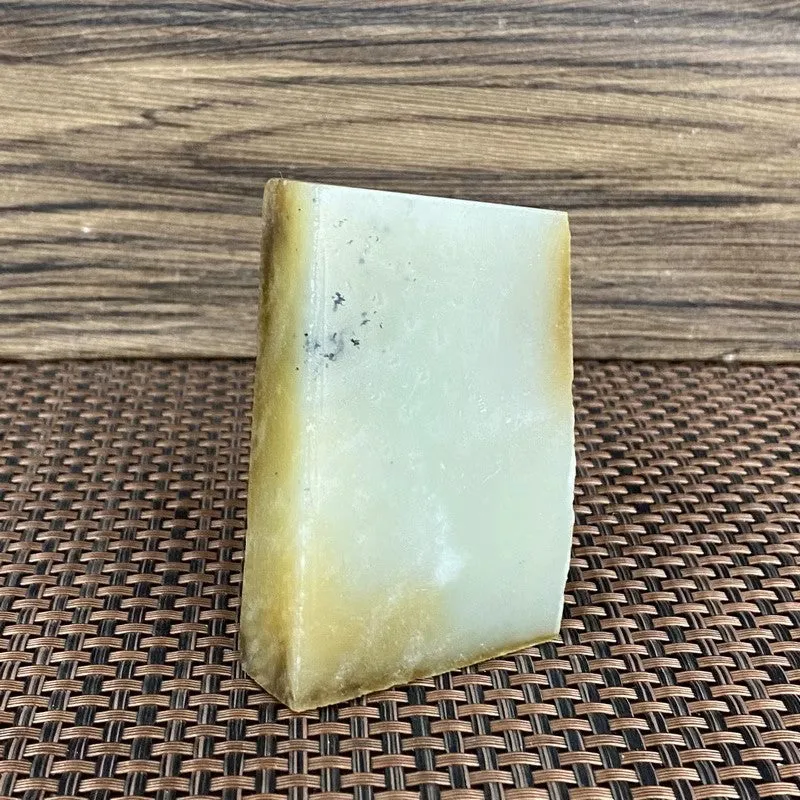 Natural Hetian Jade Rough Nephrite Raw (160g,7.3X4.8X1.8cm)