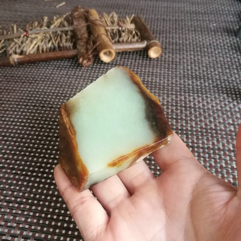 Natural Hetian Jade Rough Nephrite Raw (161g, 5.3X4.9X3.5cm)