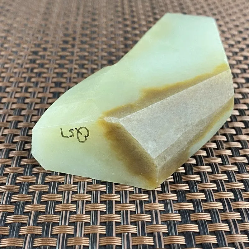 Natural Hetian Jade Rough Nephrite Raw (200g,8.5X5.0X2.3cm)