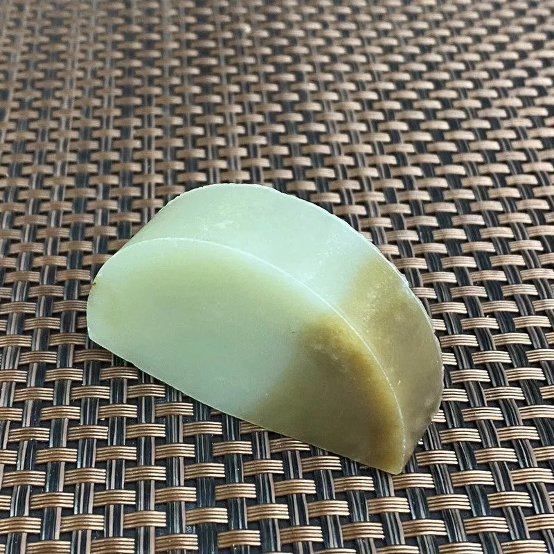 Natural Hetian Jade Rough Nephrite Raw (57g,5.2X3.2X1.4cm)