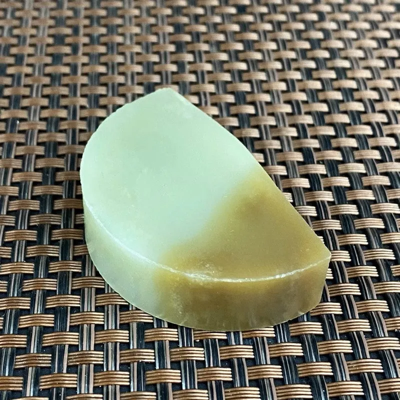 Natural Hetian Jade Rough Nephrite Raw (57g,5.2X3.2X1.4cm)