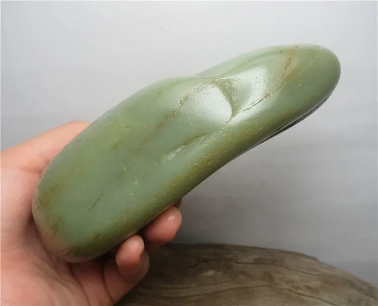 Natural Hetian Jade Rough Nephrite Raw (748g, 150X77X46mm)