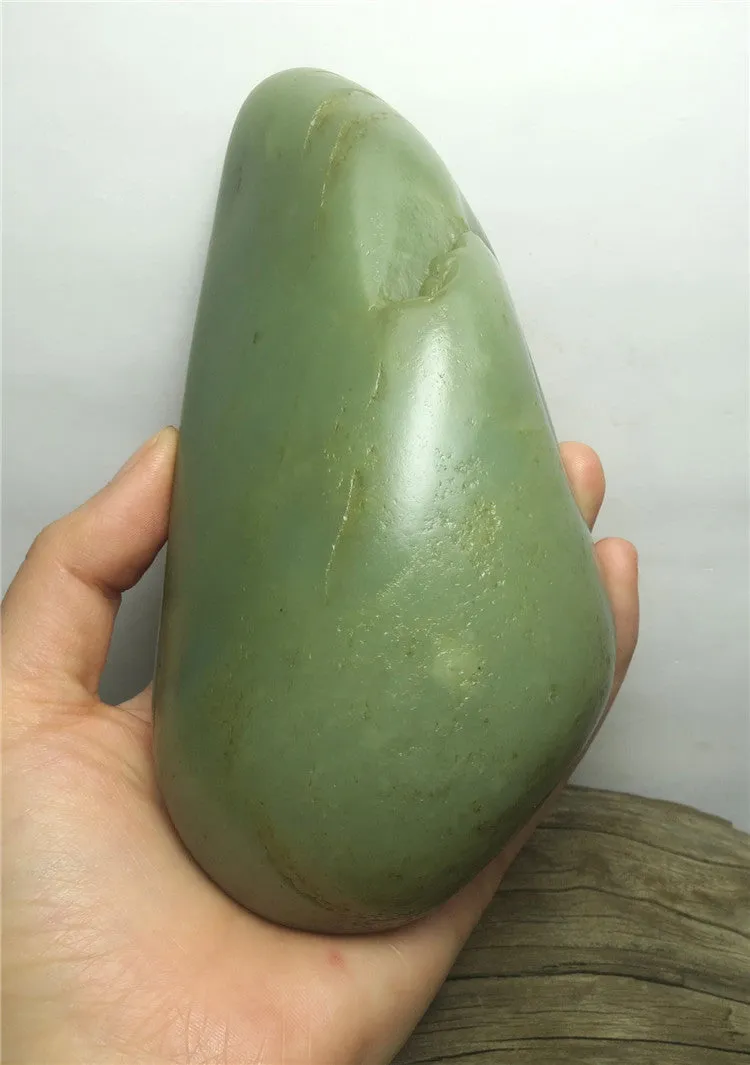 Natural Hetian Jade Rough Nephrite Raw (748g, 150X77X46mm)