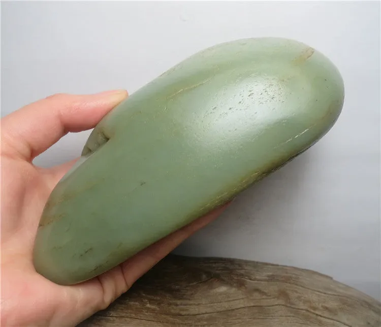 Natural Hetian Jade Rough Nephrite Raw (748g, 150X77X46mm)