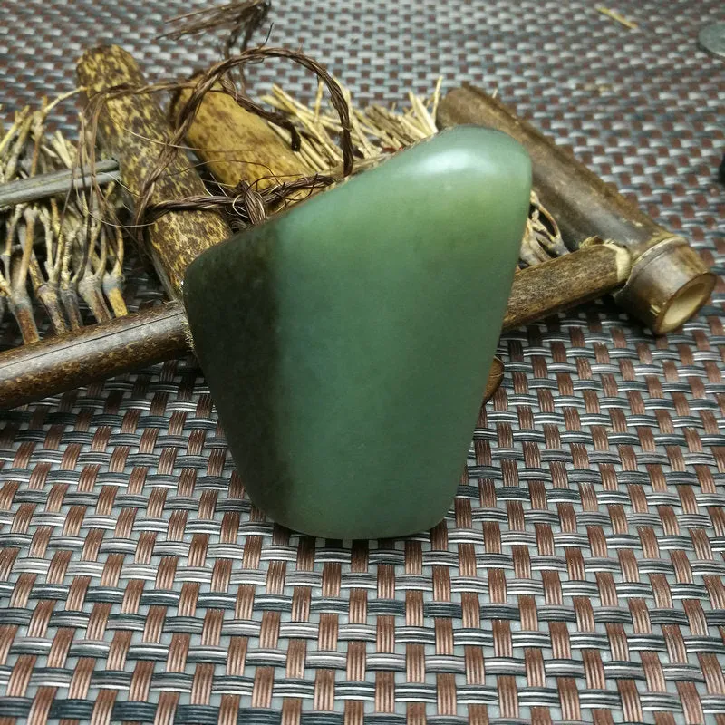 Natural Hetian Jade Rough Nephrite Raw (98g, 5.7X4.5X2cm)