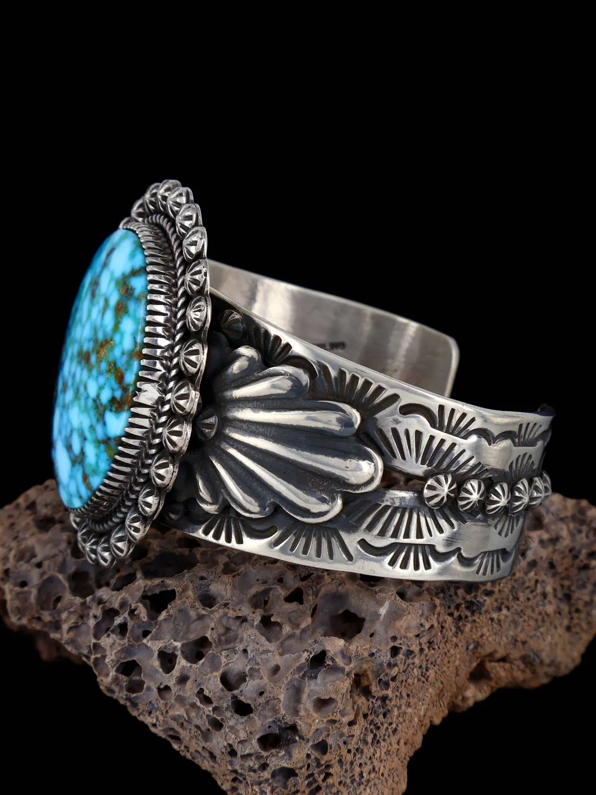 Navajo Natural Kingman Turquoise Sculpted Sterling Silver Cuff Bracelet