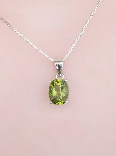 Oval Peridot Necklace, August Birthstone, 925 Sterling Silver, August Birthday, Genuine Gemstone, Peridot Pendant, Natural Peridot Stone