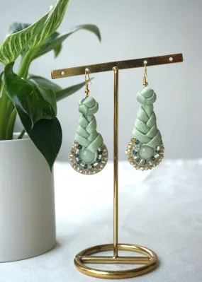 Pipa Pankou Earrings w Jade (Light Green)