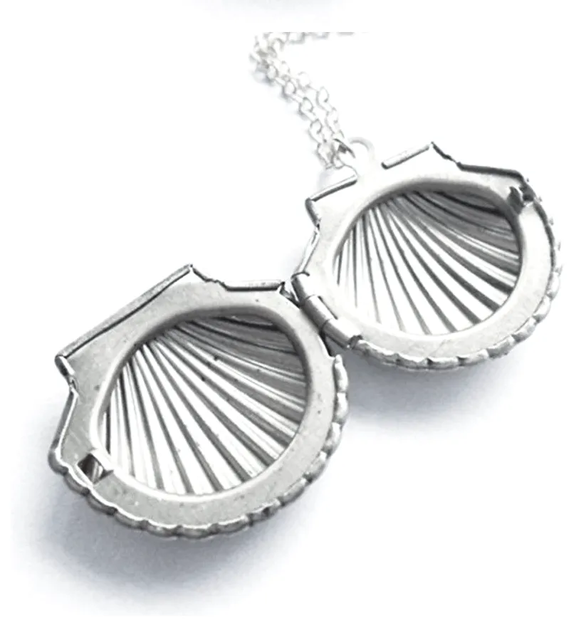 Shiny Seashell Silver Locket Necklace for Woman Keepsake Gift