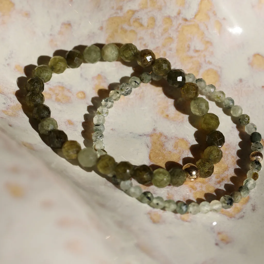 Social Bracelet | Green Garnet