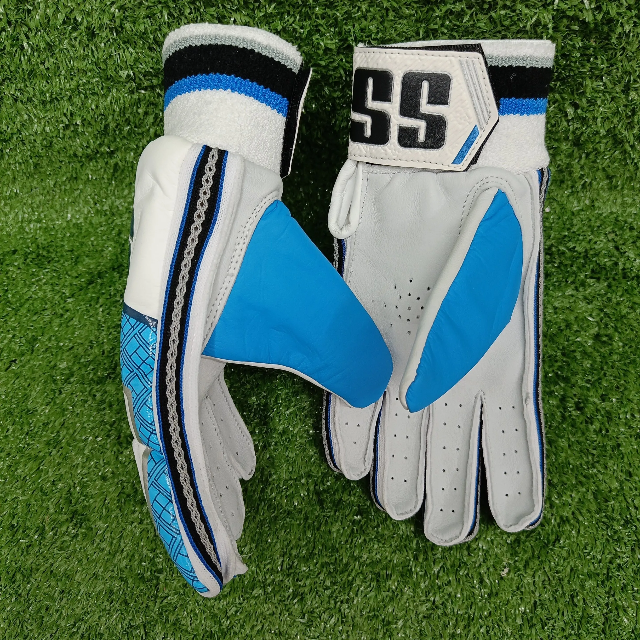 SS Indoor Junior / Youth Tennis Ball Cricket Batting Gloves (Ambidextrous)