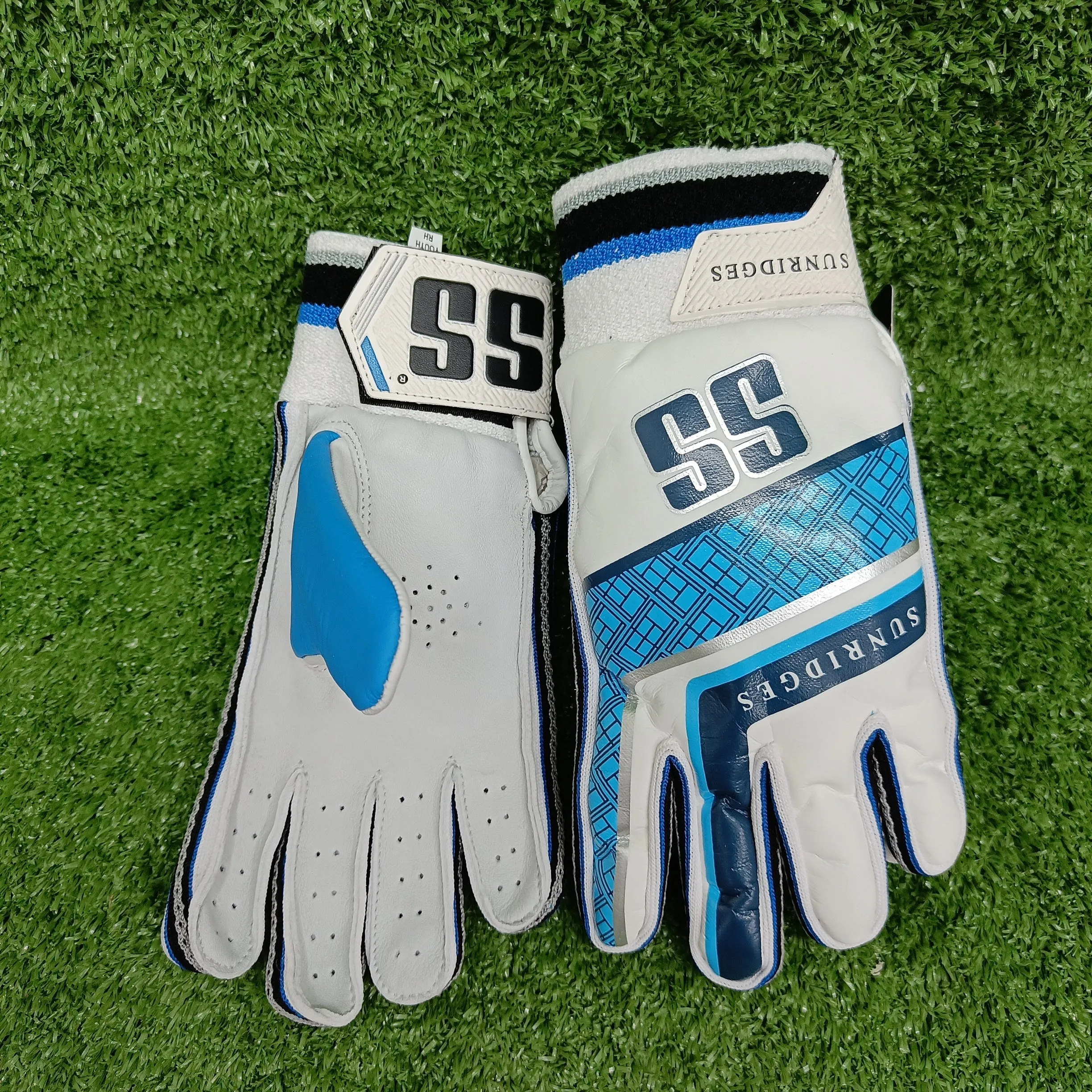 SS Indoor Junior / Youth Tennis Ball Cricket Batting Gloves (Ambidextrous)