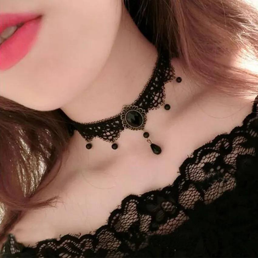 VenusFox Vintage White Black Lace Choker