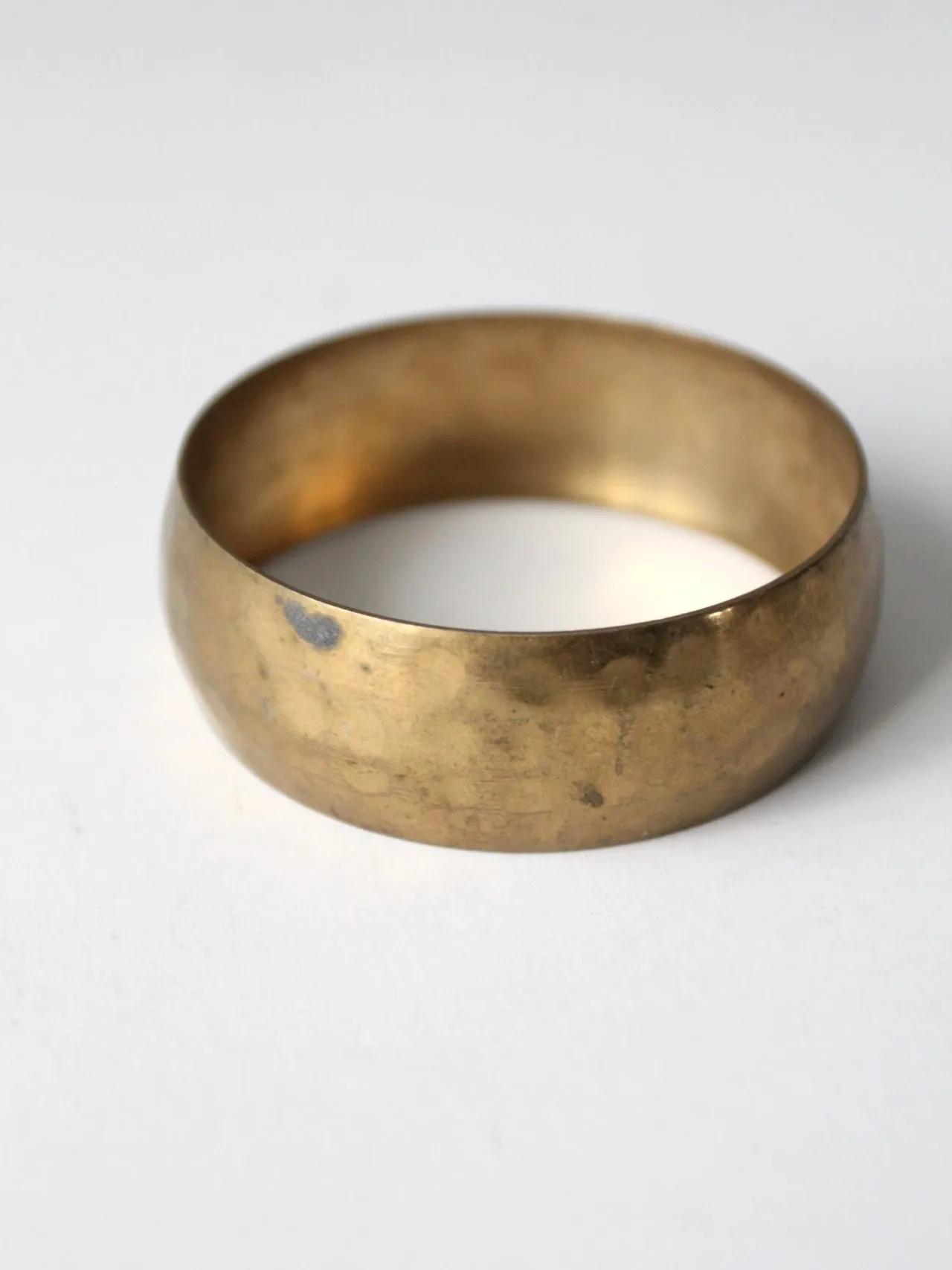 vintage hammered brass bangle