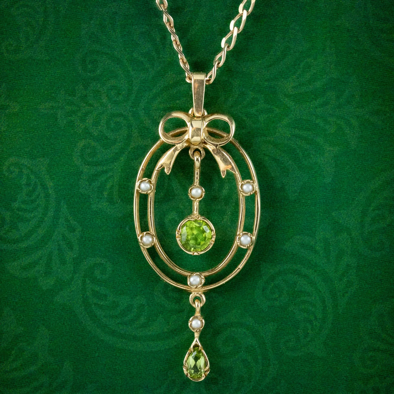 Vintage Peridot Pearl Pendant Necklace 9ct Gold