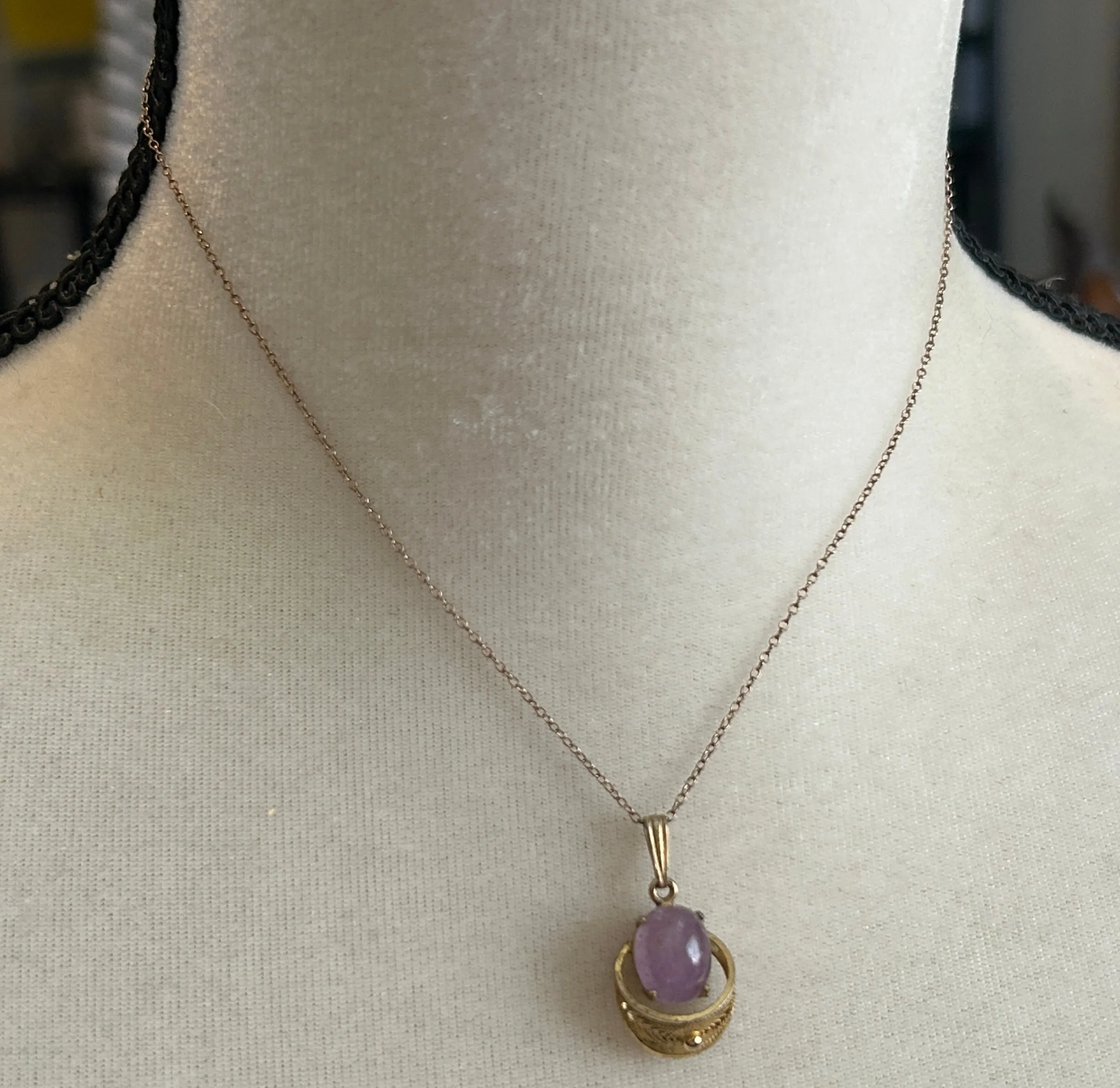 Vintage Sorrento 1/20 12k Gold Filled Amethyst Cabochon Pendant Necklace Chain